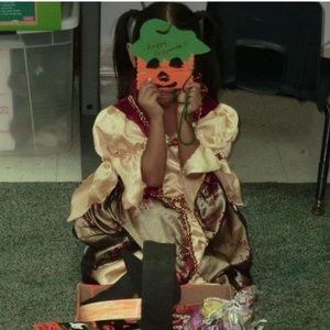 Meet your Posher, Jonalei